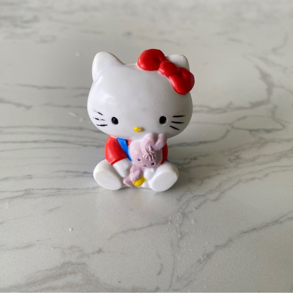 Hello Kitty's 1983 Collectibles Snuggle Bunny